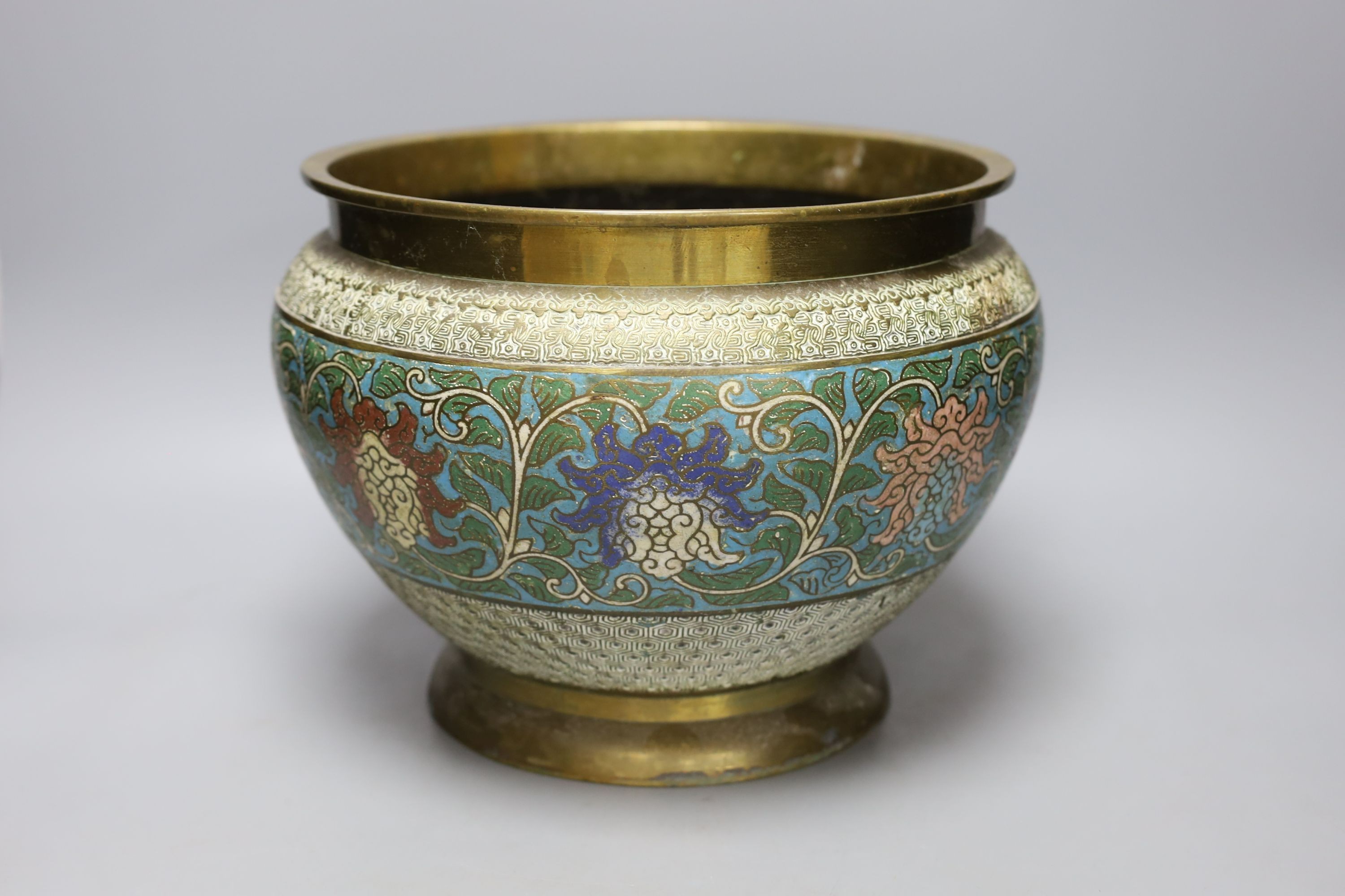 A Japanese champleve enamel and bronze jardiniere, 22cm